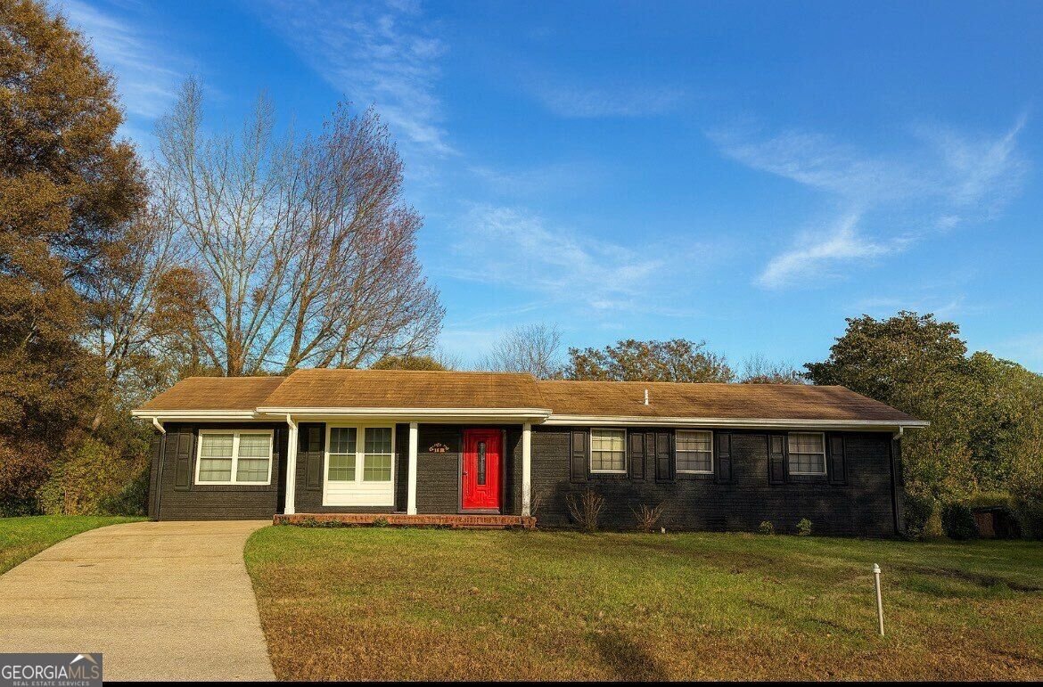 2958 Holcomb Court East Point - main photo