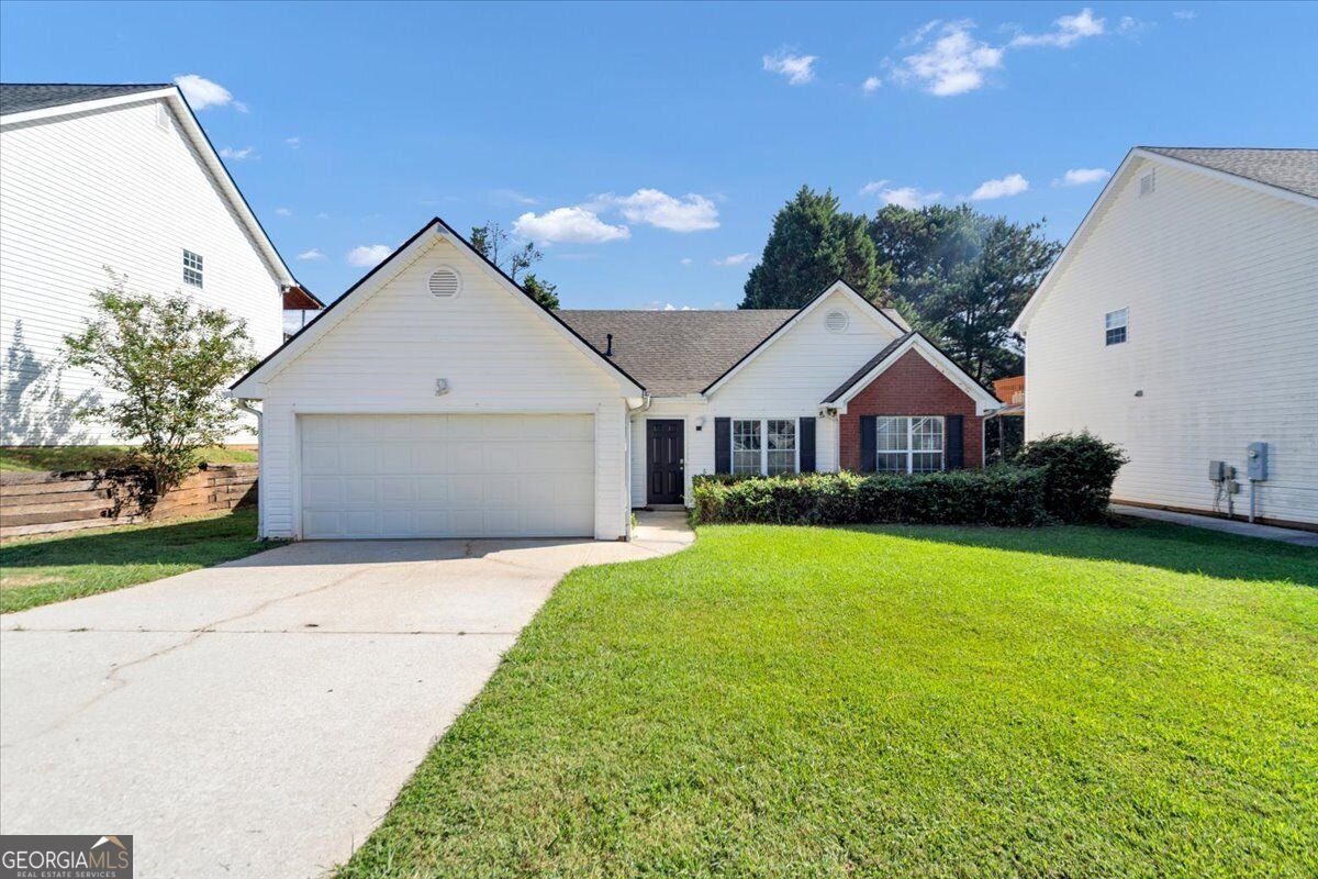 1129 Olde Hinge Way Snellville - main photo