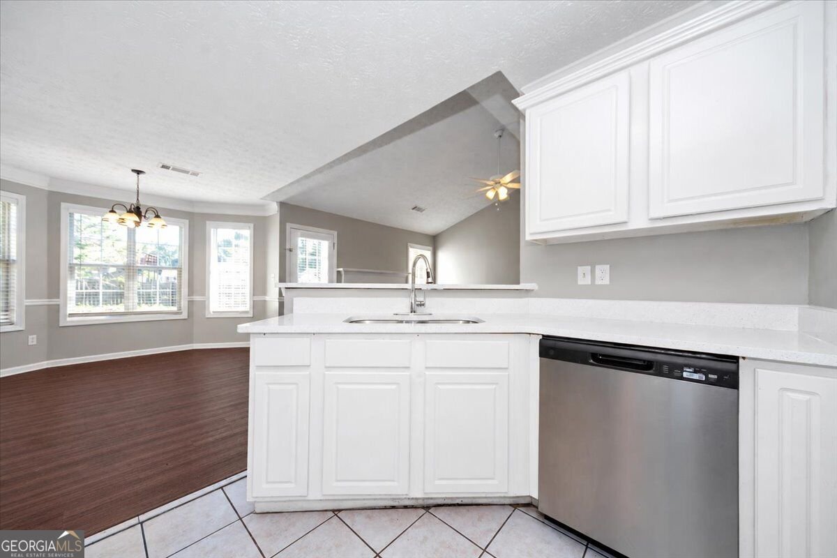 1129 Olde Hinge Way Snellville - Photo 13