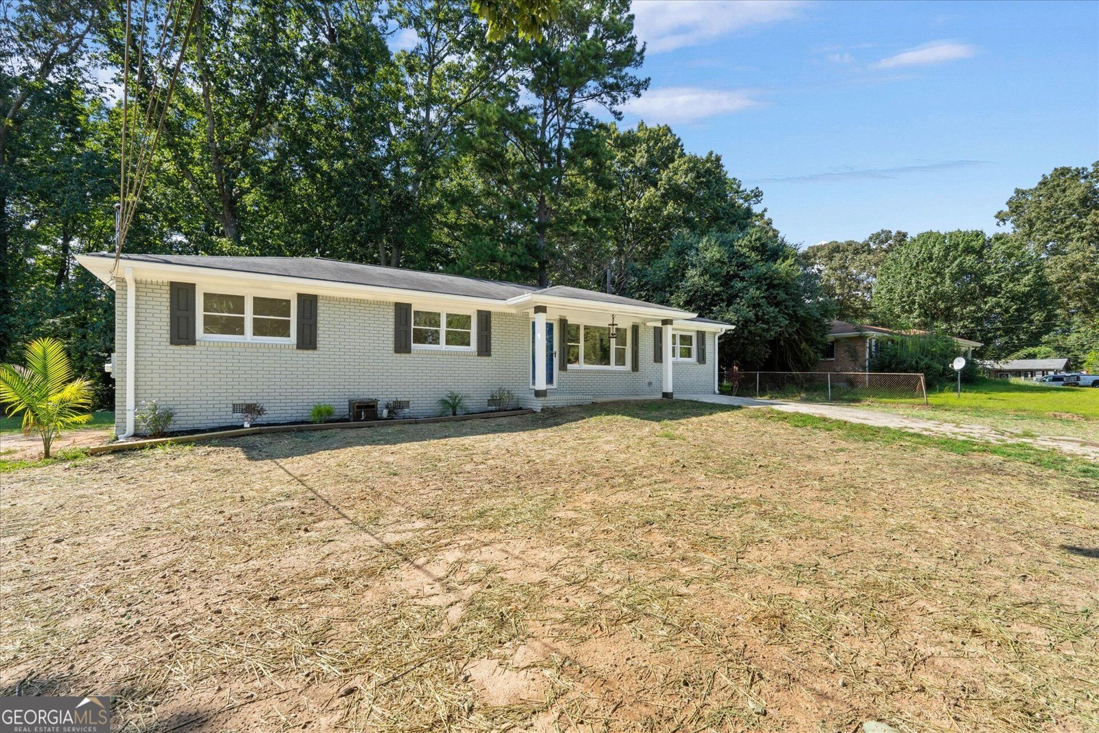 6963 Debbie Lane Lithia Springs - main photo