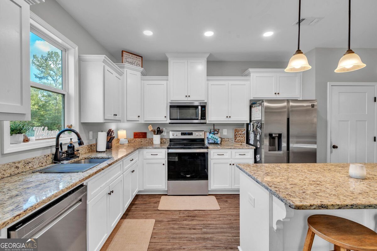 1466 Zellner Road Forsyth - Photo 12