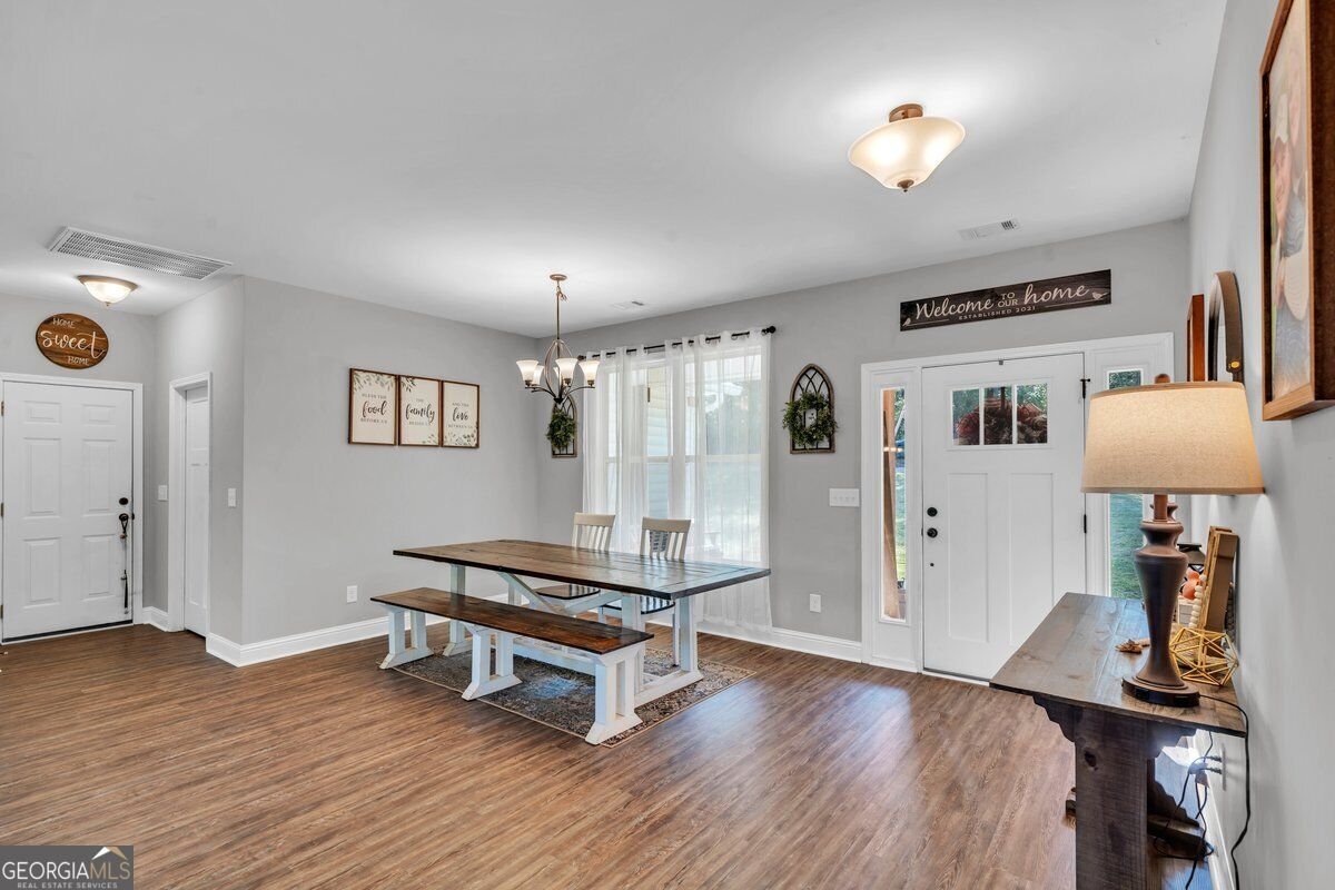 1466 Zellner Road Forsyth - Photo 7