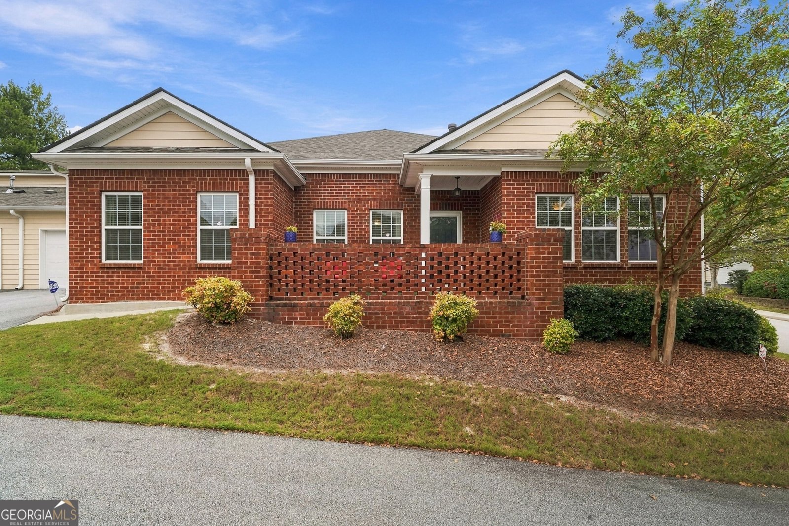 341 Villa Park Circle Stone Mountain - main photo