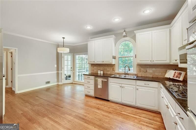 330 Satinwood Place Roswell - Photo 6