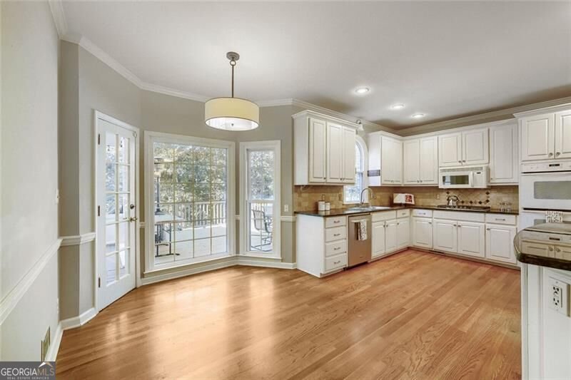 330 Satinwood Place Roswell - Photo 7