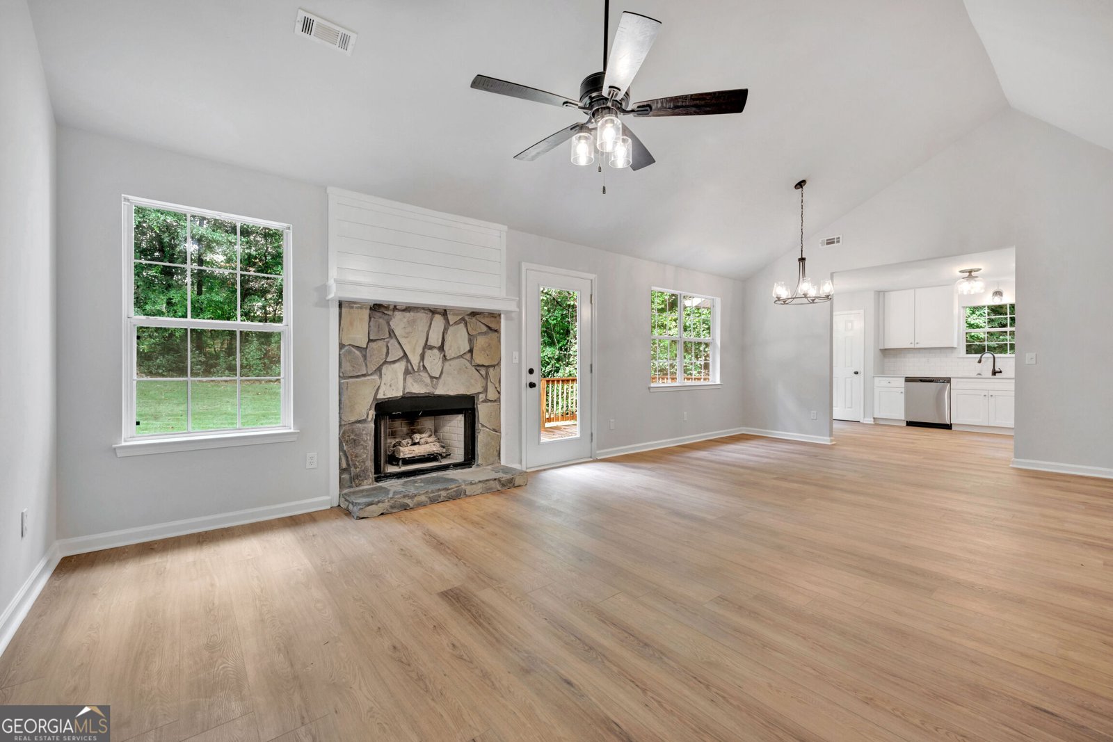 2067 Brandy Woods Drive Conyers - Photo 12