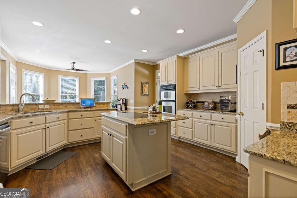 700 Rose Creek Circle Johns Creek - Photo 15