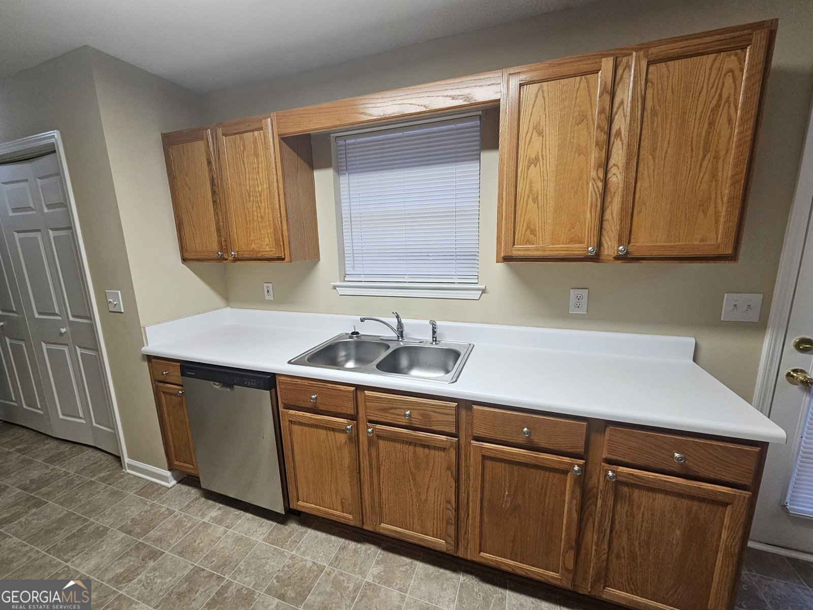 150 Valley Drive Stockbridge - Photo 10