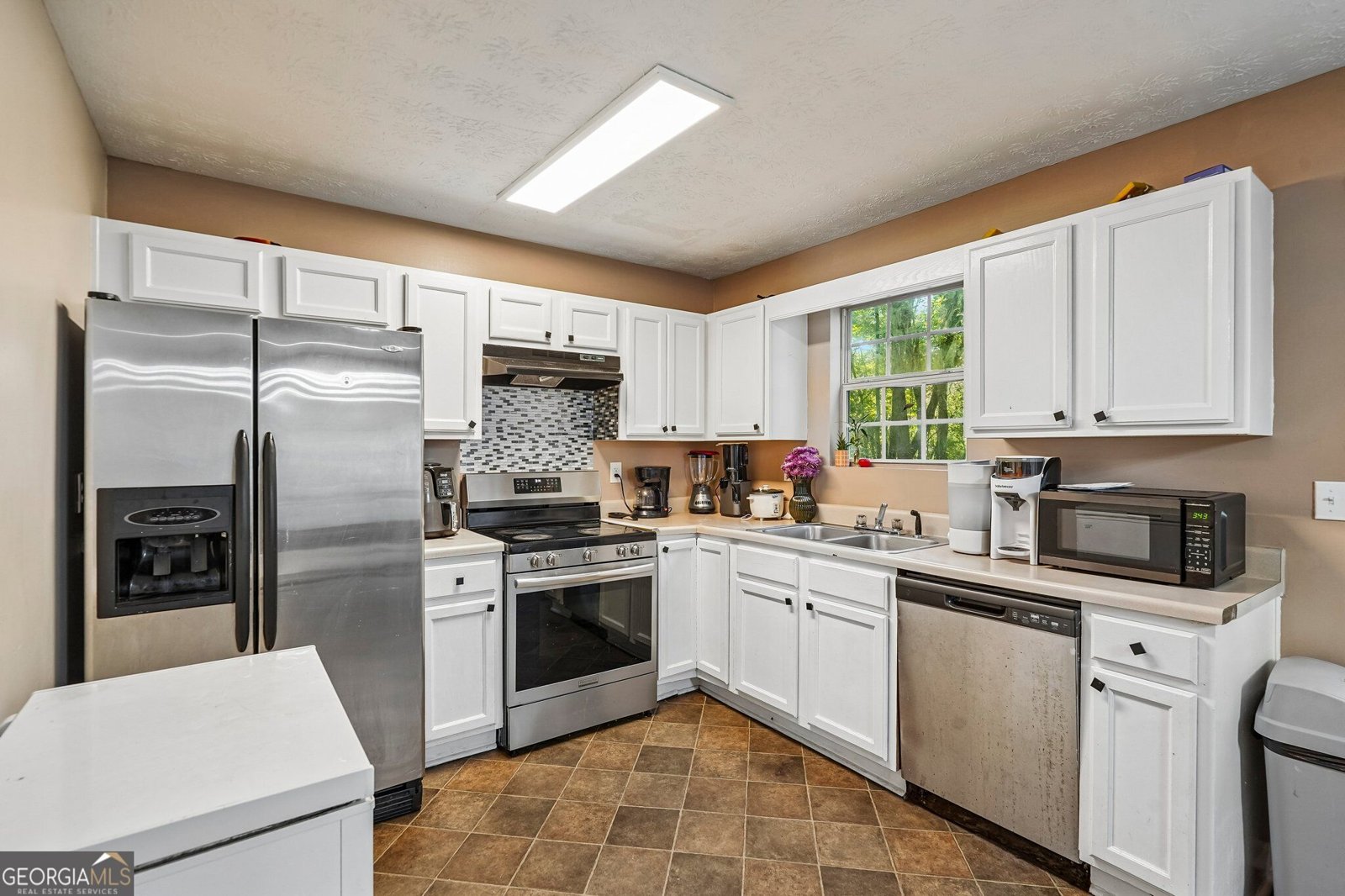541 Melrose Drive Forest Park - Photo 6