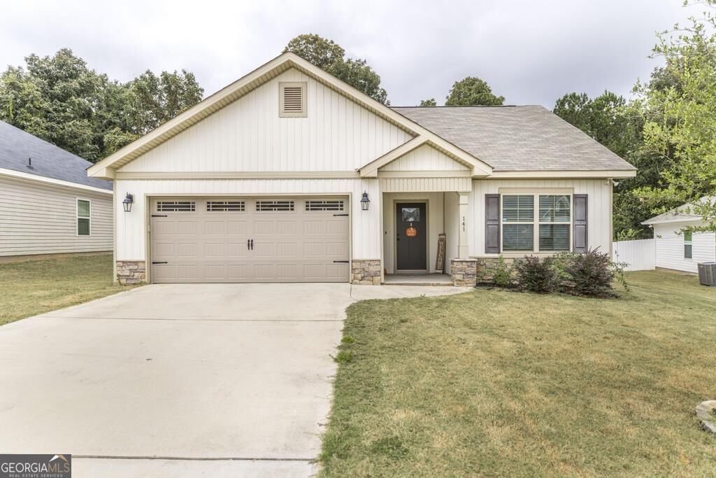 141 Red Tail Circle Byron - main photo