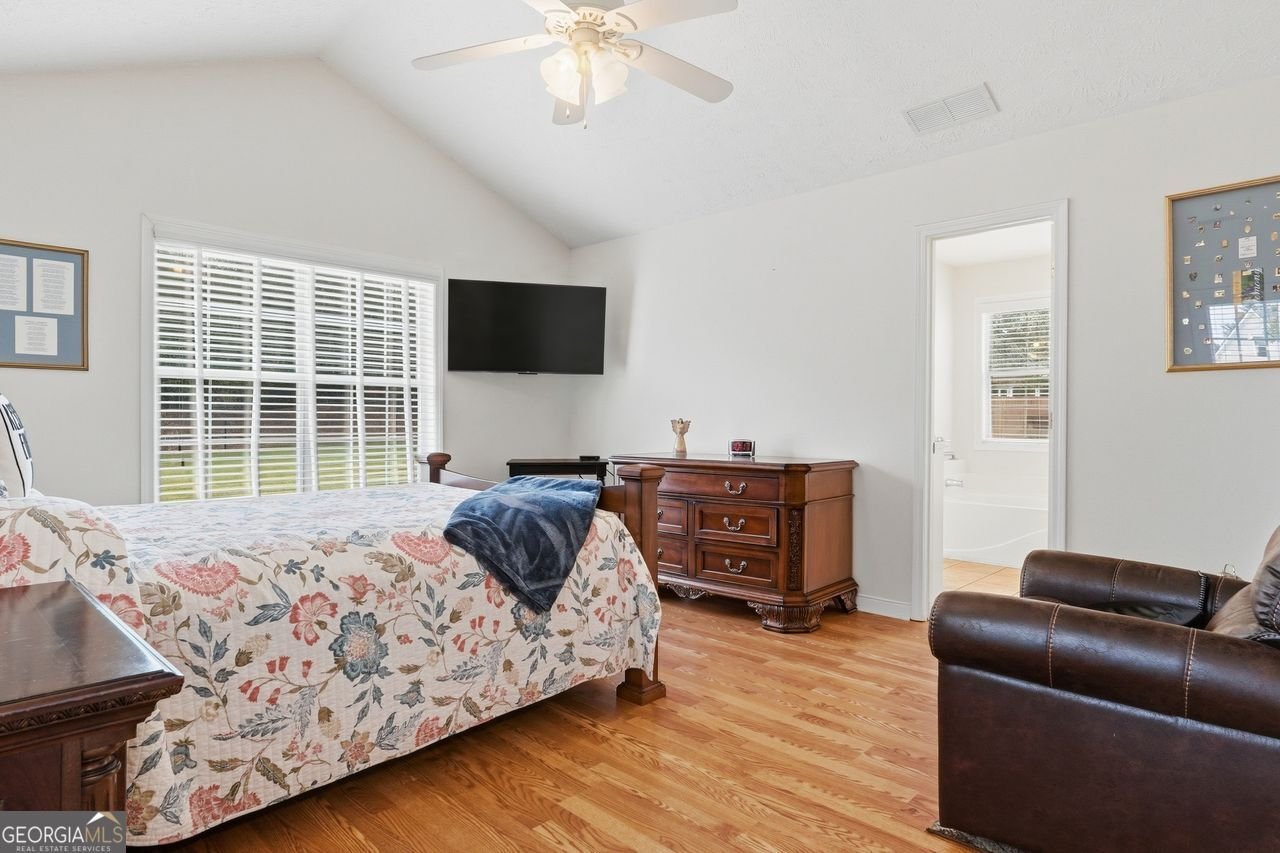 8225 Wimbledon Court Gainesville - Photo 19