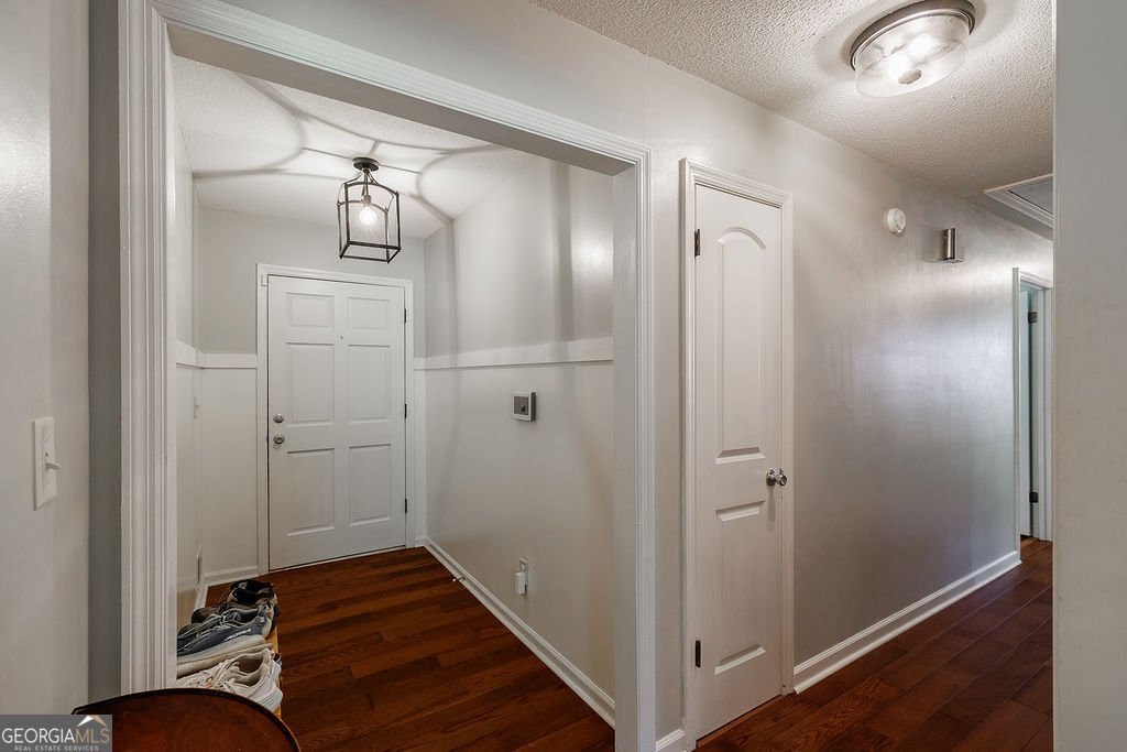 525 Cedar Creek Drive Athens - Photo 6