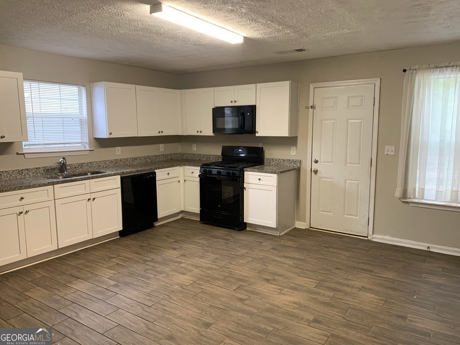 3552 Boulder Circle Ellenwood - Photo 14