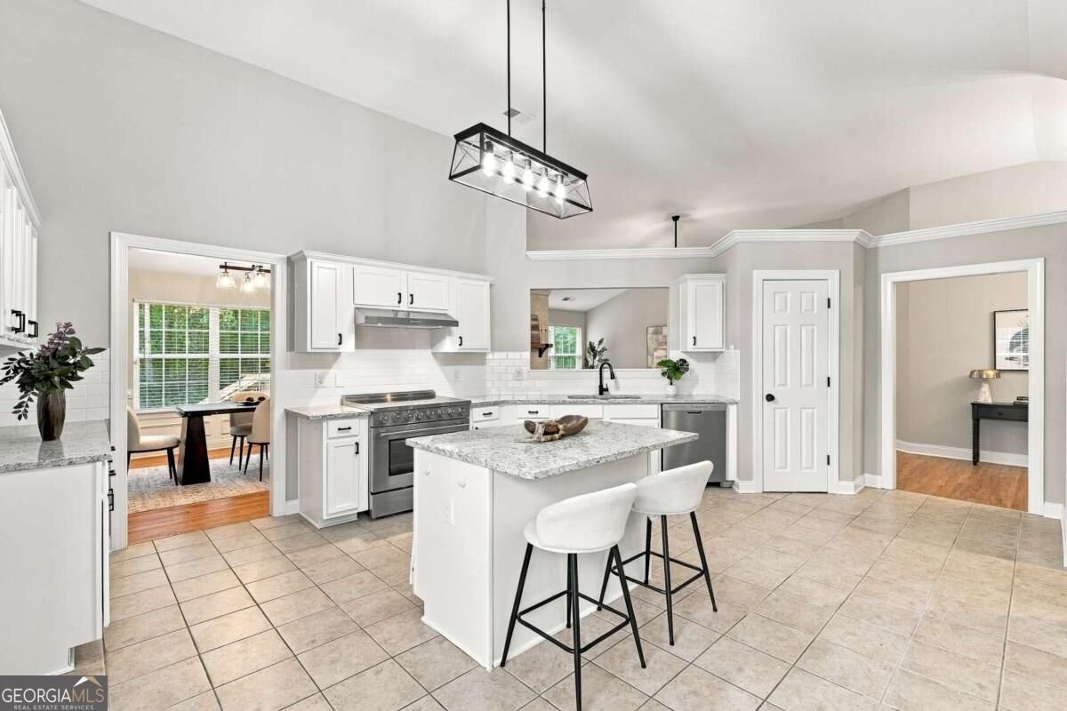 6749 Carriage Walk Lane Flowery Branch - Photo 14