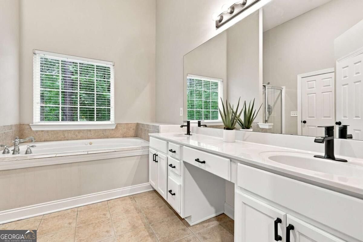 6749 Carriage Walk Lane Flowery Branch - Photo 20