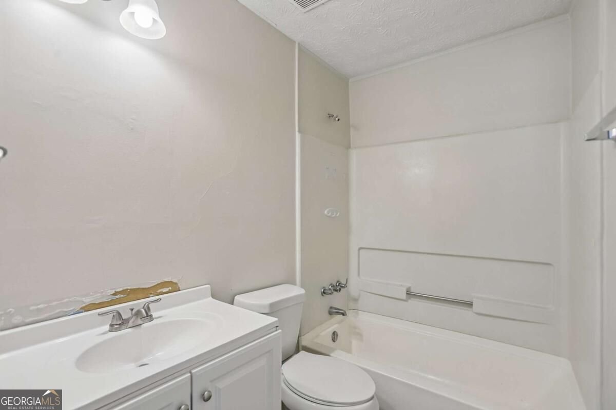888 Laney Road Locust Grove - Photo 20