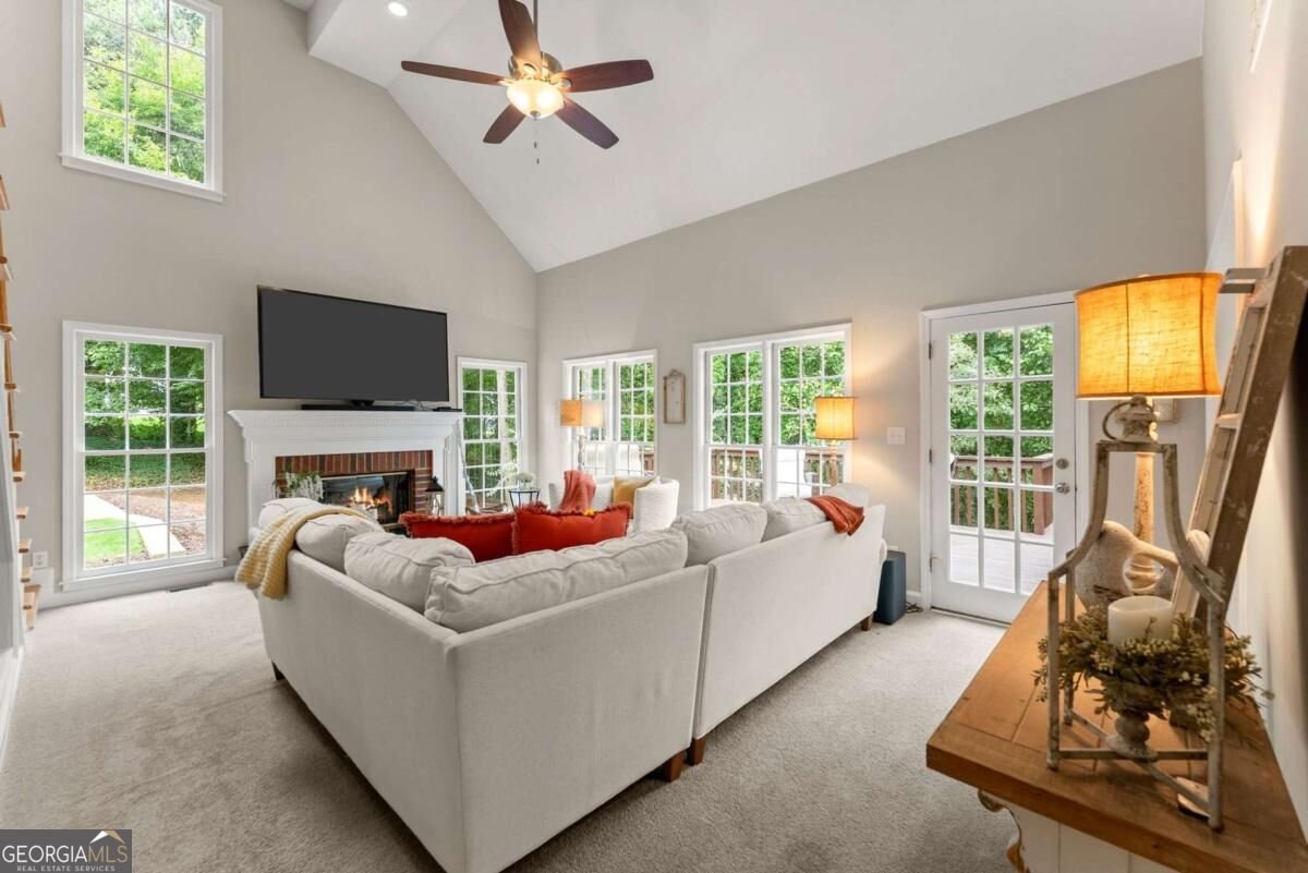 4649 Windsor Drive Flowery Branch - Photo 12