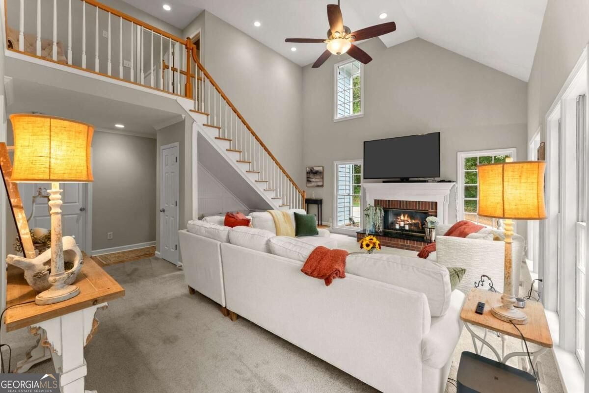 4649 Windsor Drive Flowery Branch - Photo 13