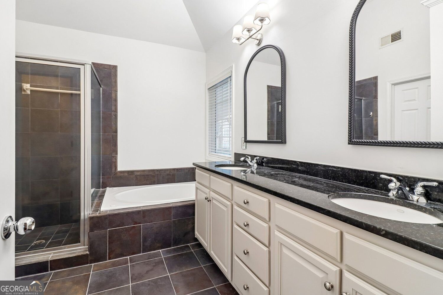 5751 Vinings Place Court Mableton - Photo 6