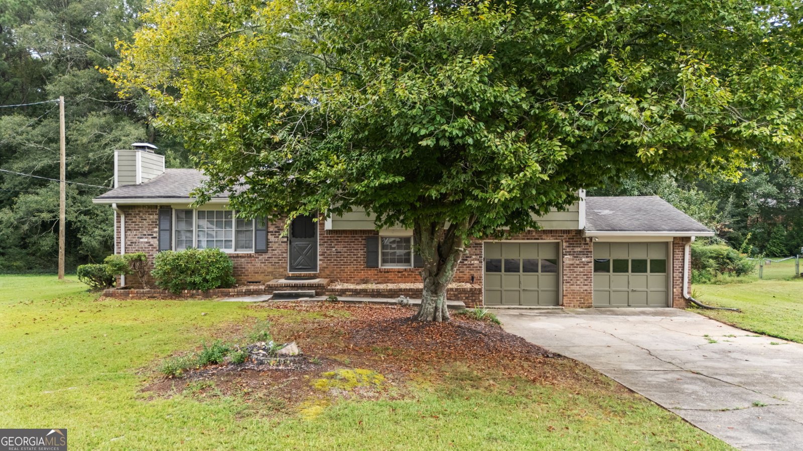 4561 Fairfax Place Powder Springs - main photo