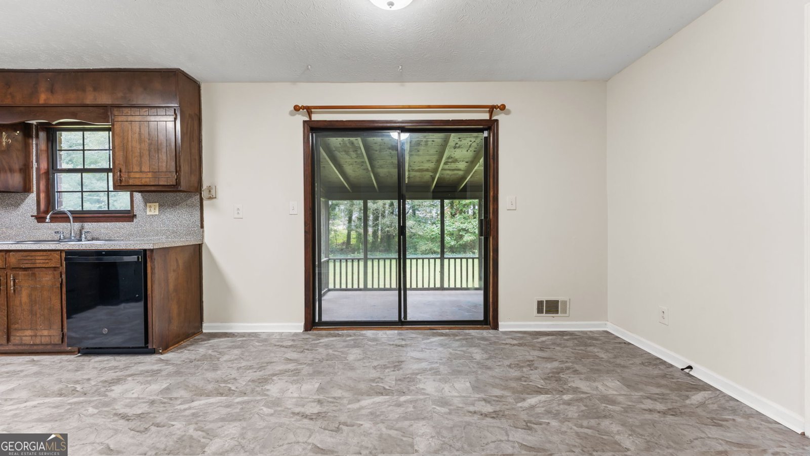 4561 Fairfax Place Powder Springs - Photo 6