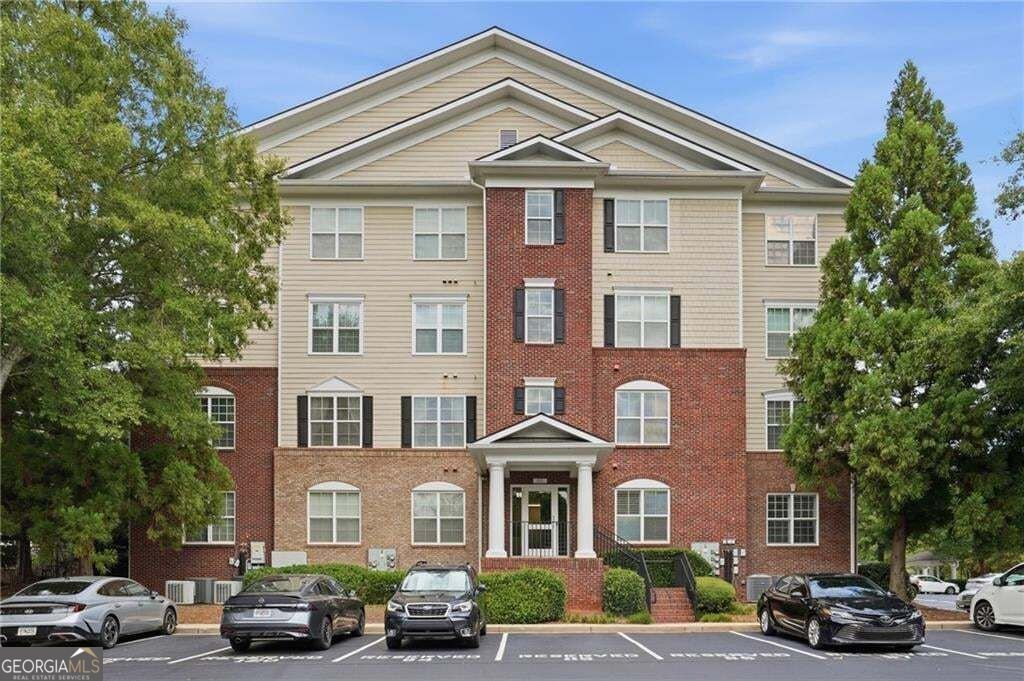 1955 Nocturne Drive Alpharetta - main photo