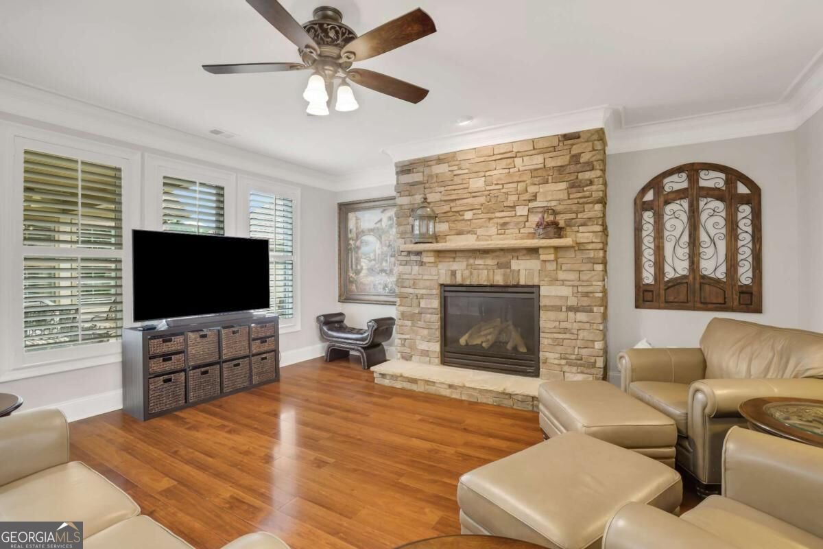 263 Somerset Circle Woodstock - Photo 33