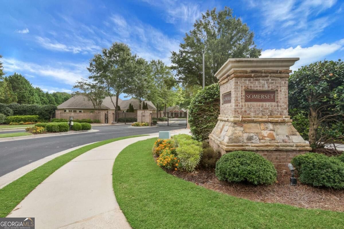 263 Somerset Circle Woodstock - Photo 64