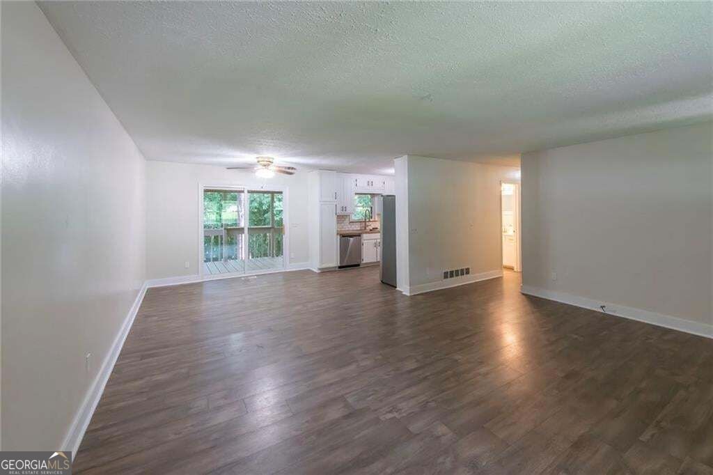 3125 Barrett Court Powder Springs - Photo 8