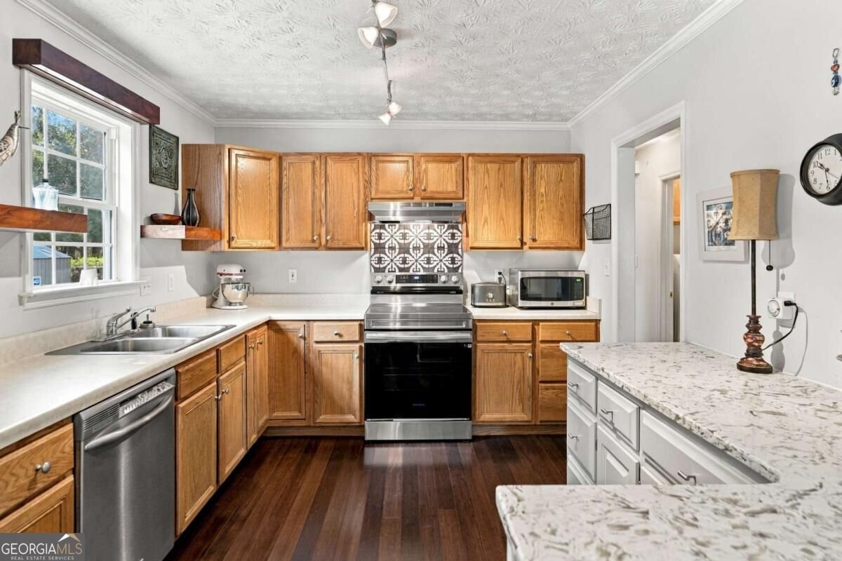 381 Timberidge Court Athens - Photo 15