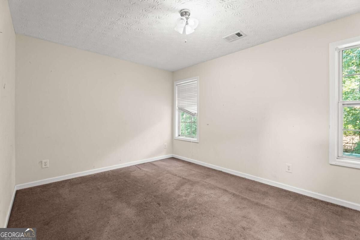 6833 Wynmeadow Drive Stone Mountain - Photo 35