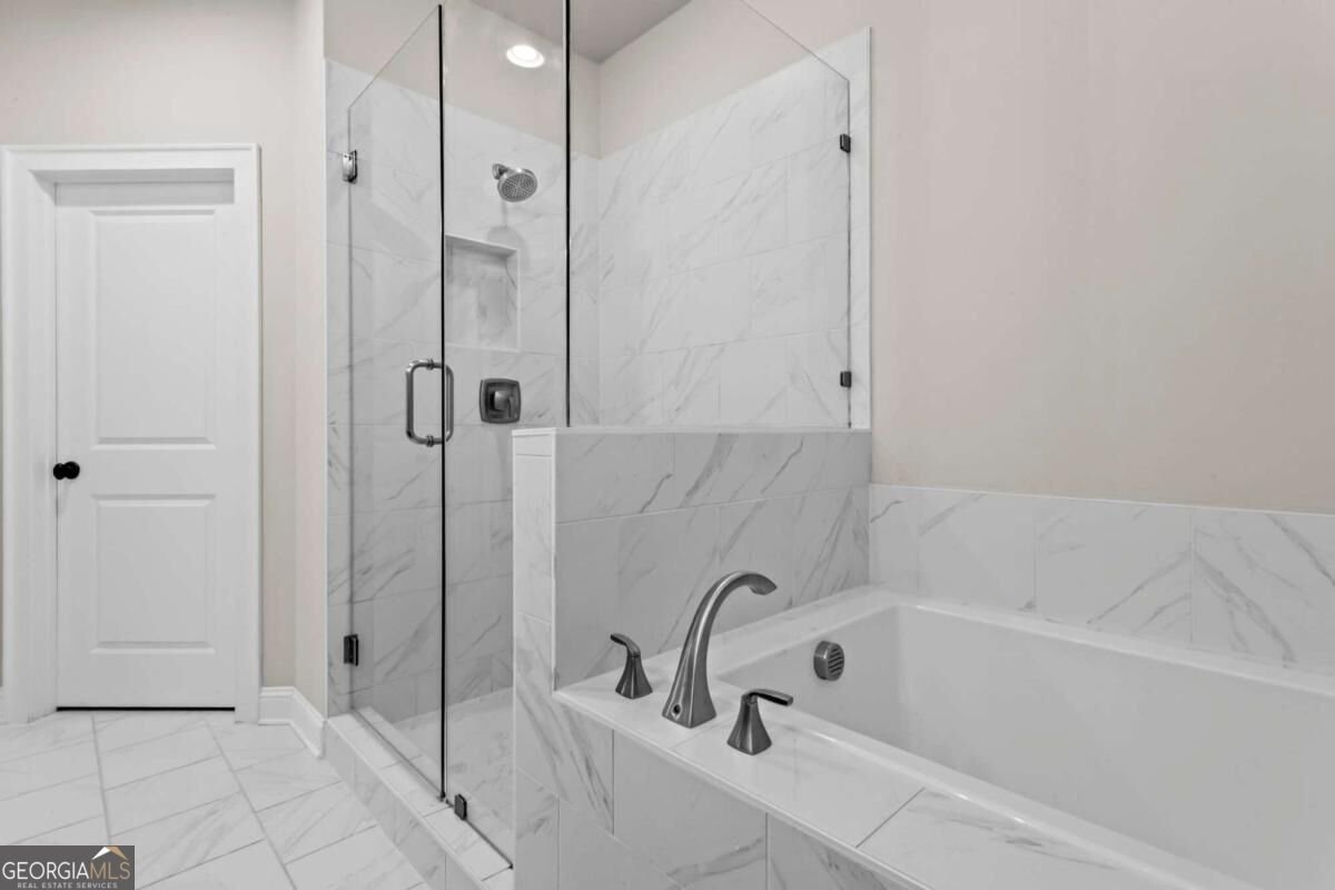 1402 Wisteria Wall Drive Suwanee - Photo 24