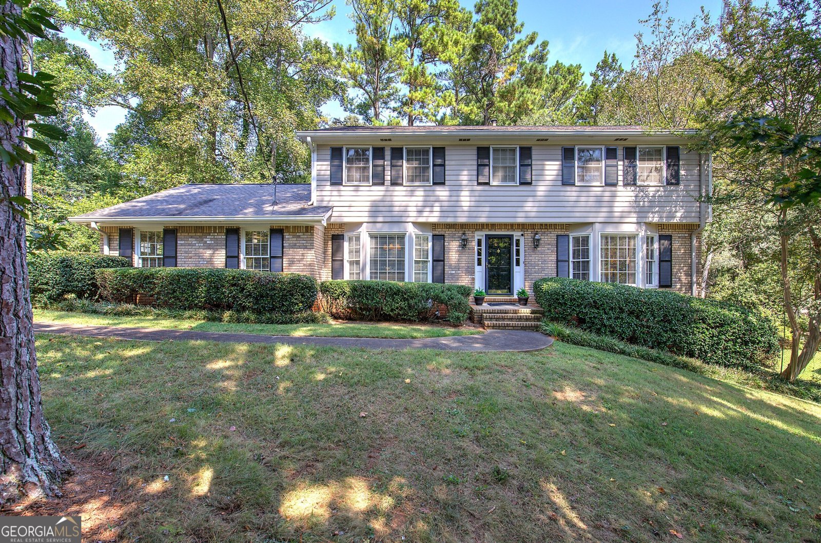 2747 Pinestream Drive Marietta - main photo