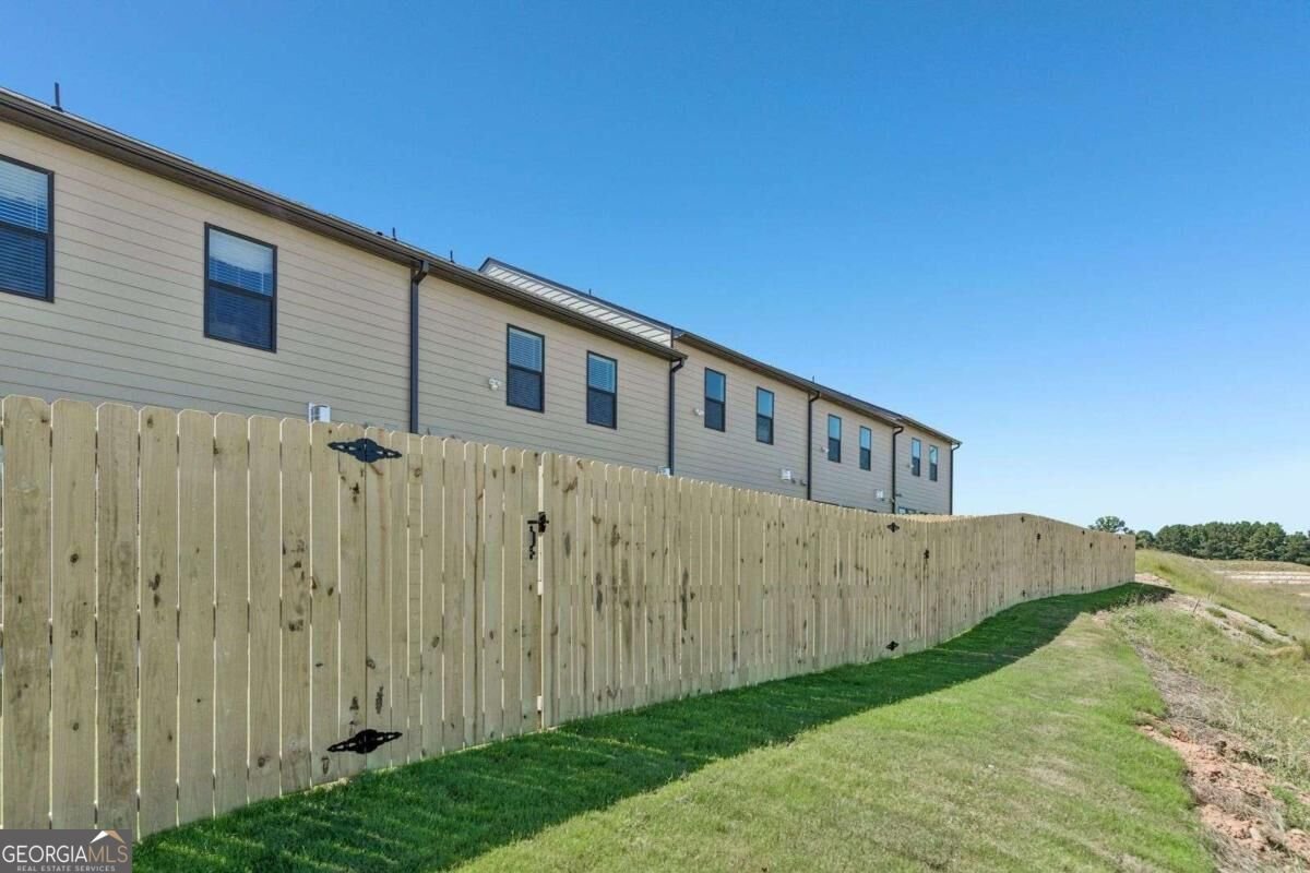 226 Foxtrot Avenue Hoschton - Photo 30