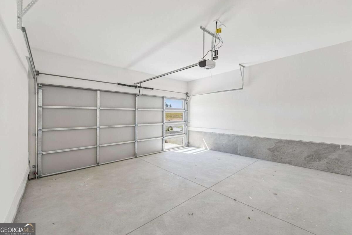 226 Foxtrot Avenue Hoschton - Photo 31