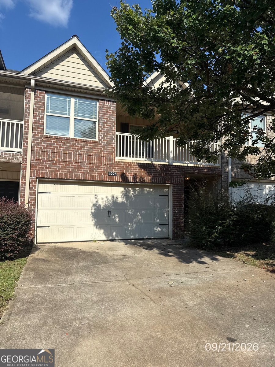 1095 McConaughy Court McDonough - main photo