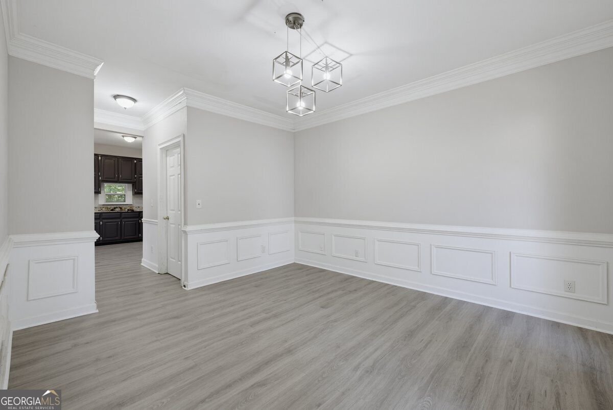 2711 Lochraven Court Snellville - Photo 11