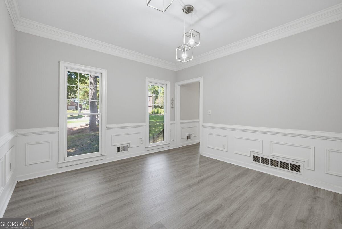 2711 Lochraven Court Snellville - Photo 12