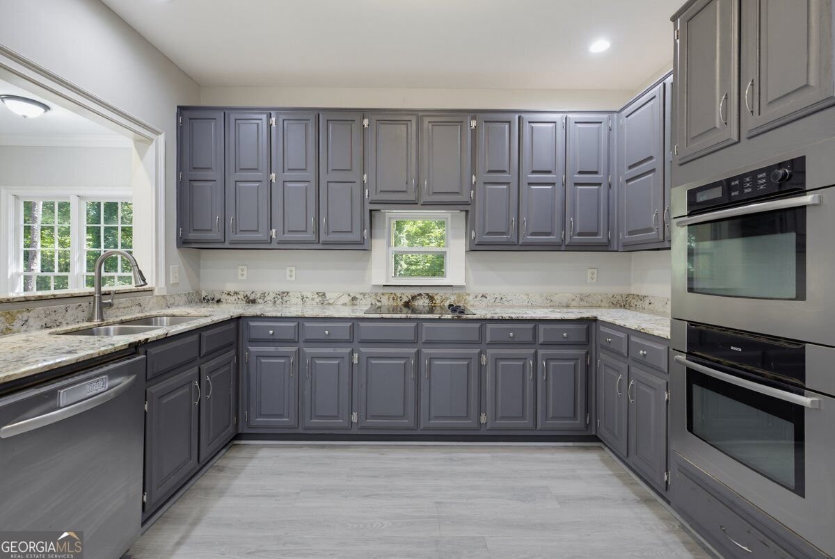 2711 Lochraven Court Snellville - Photo 14