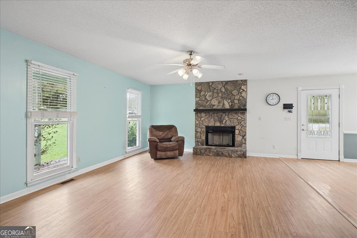 372 Highway 101 Dallas - Photo 10