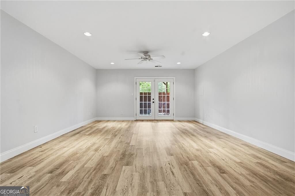 64 Basswood Circle Sandy Springs - Photo 21
