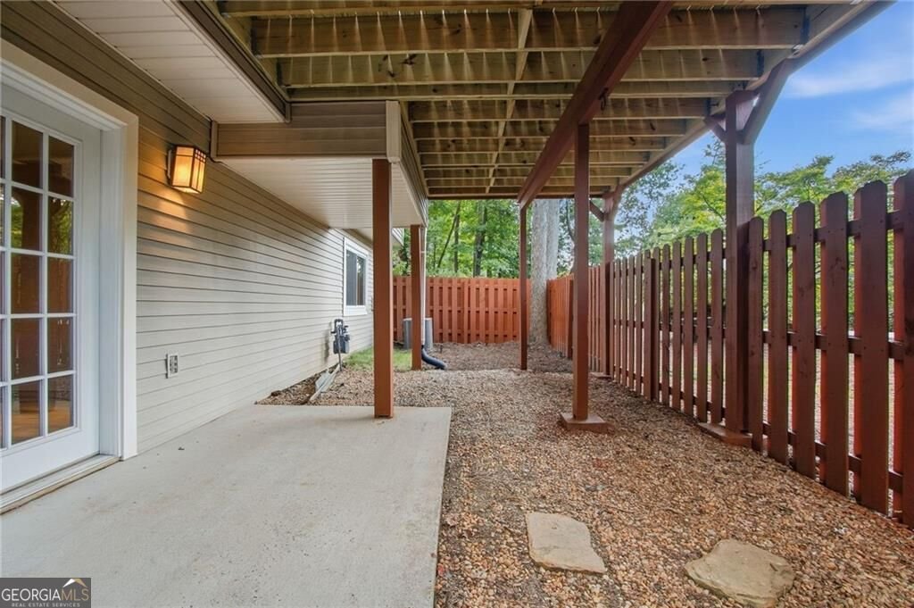 64 Basswood Circle Sandy Springs - Photo 26