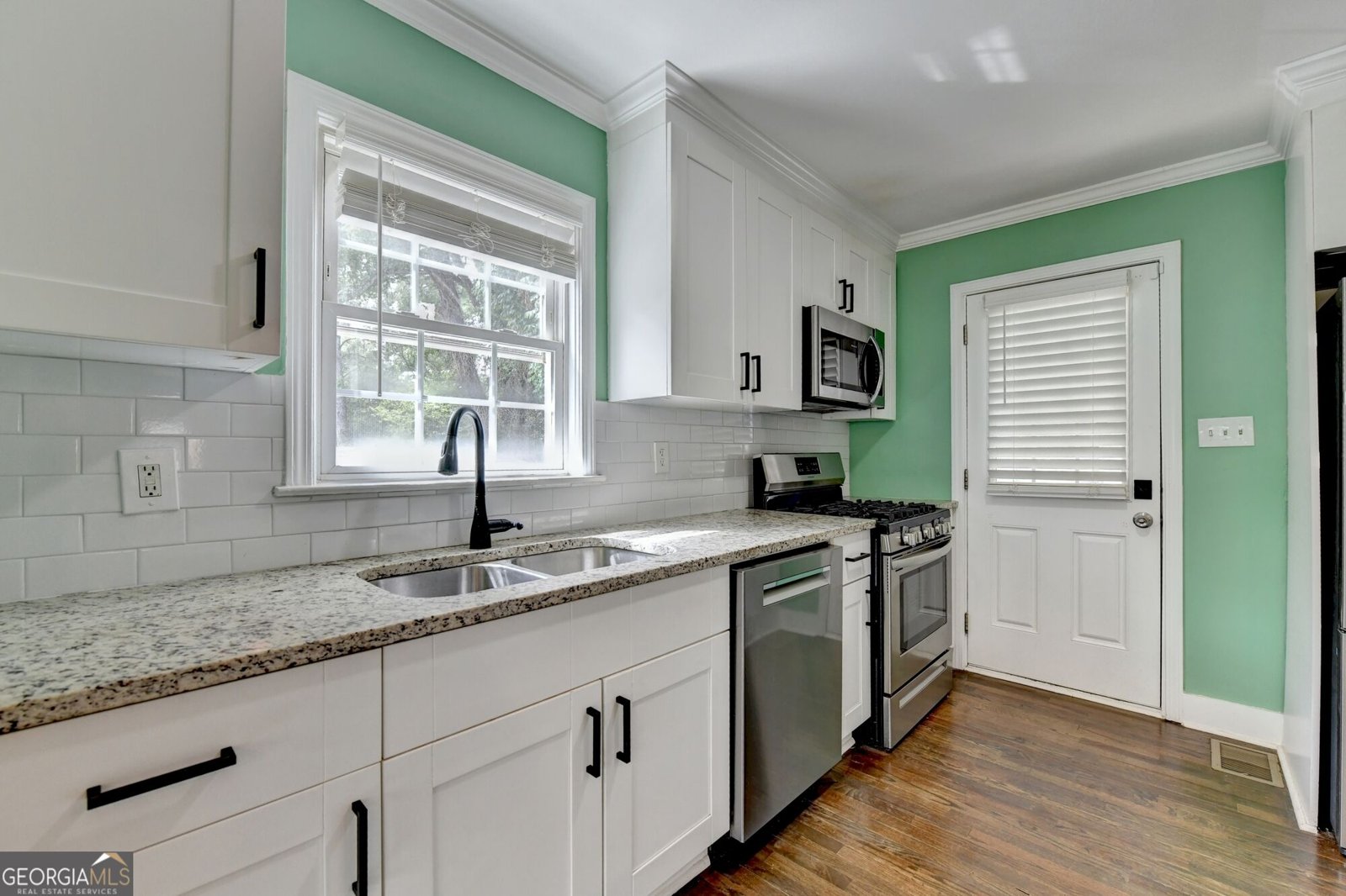 2587 Clark Drive East Point - Photo 14