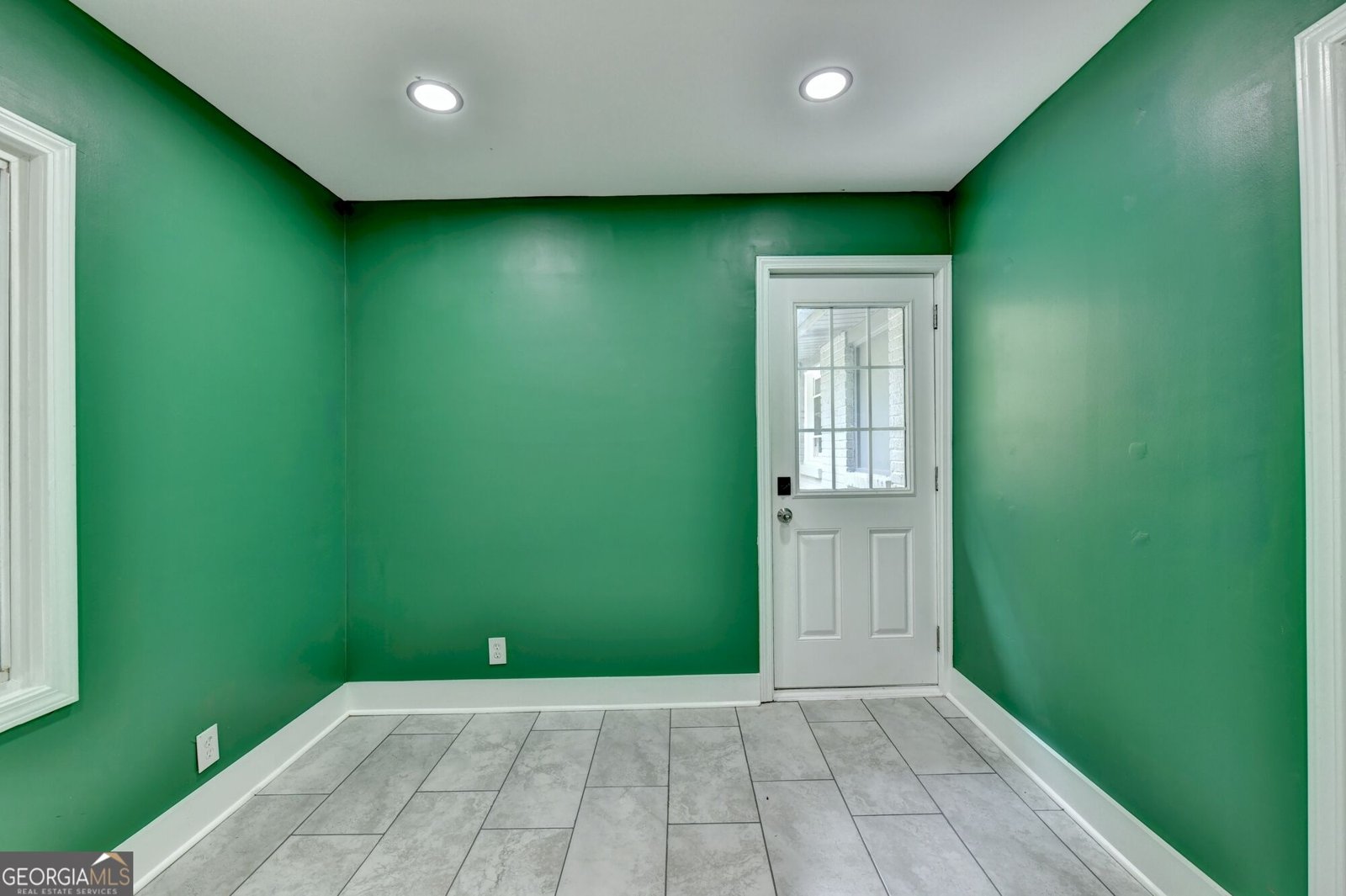 2587 Clark Drive East Point - Photo 18