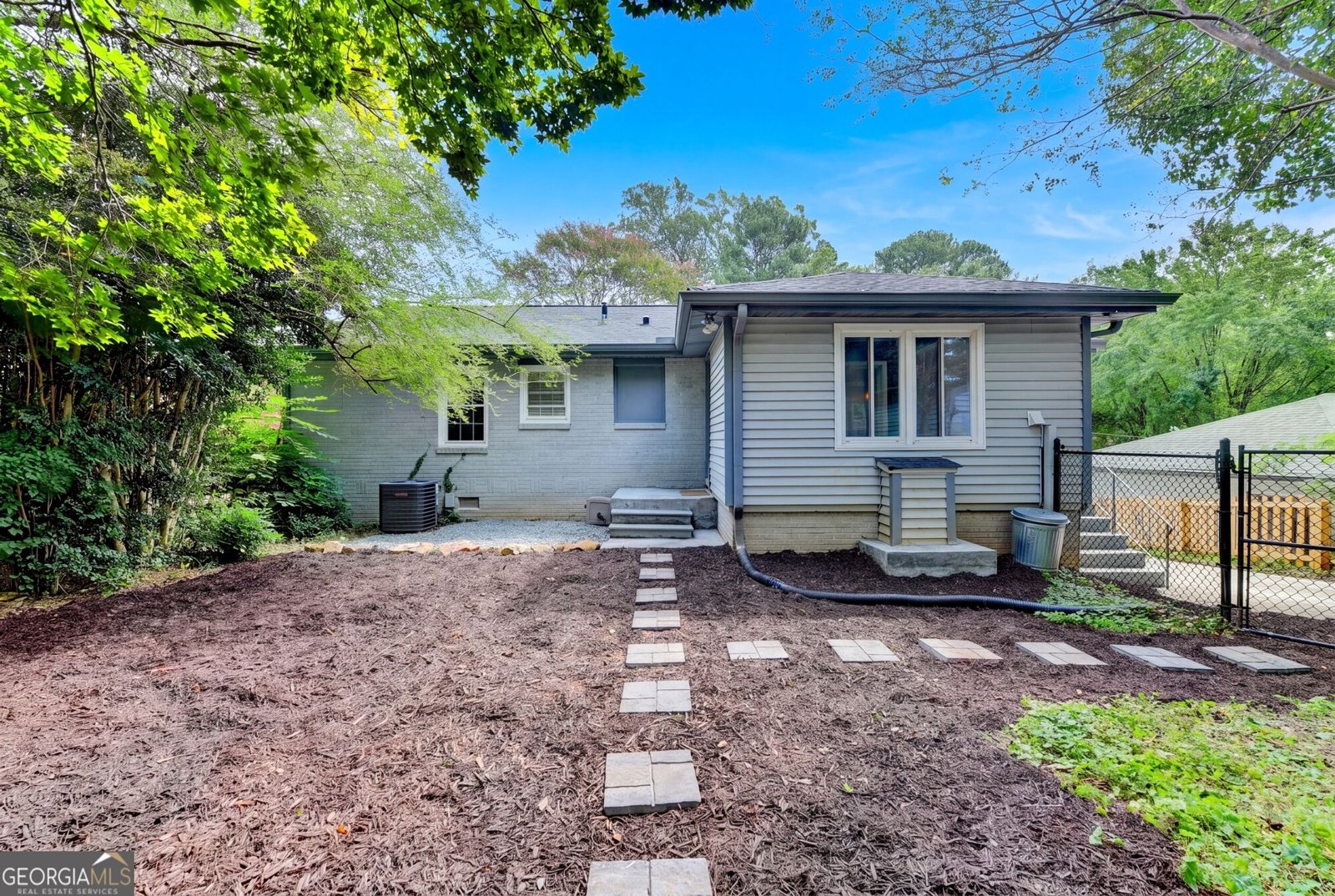 2587 Clark Drive East Point - Photo 31