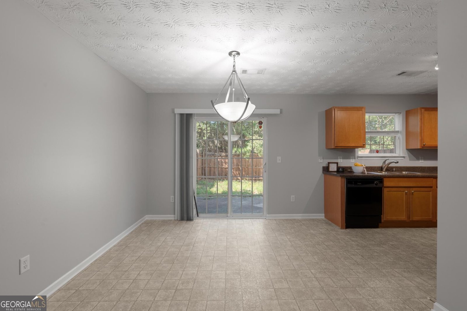 684 Georgetown Court Jonesboro - Photo 12