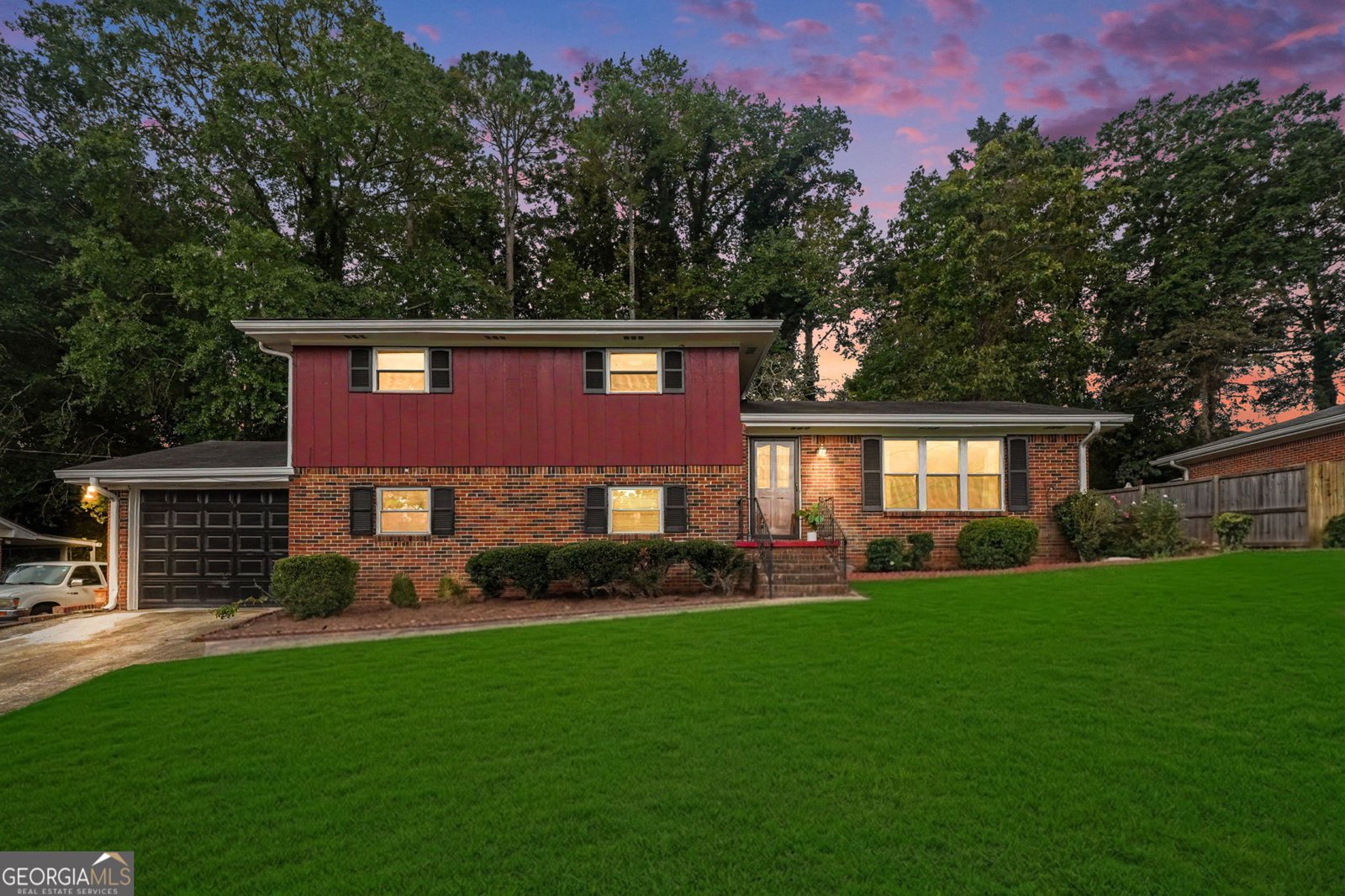 2959 Edna Lane Decatur - main photo
