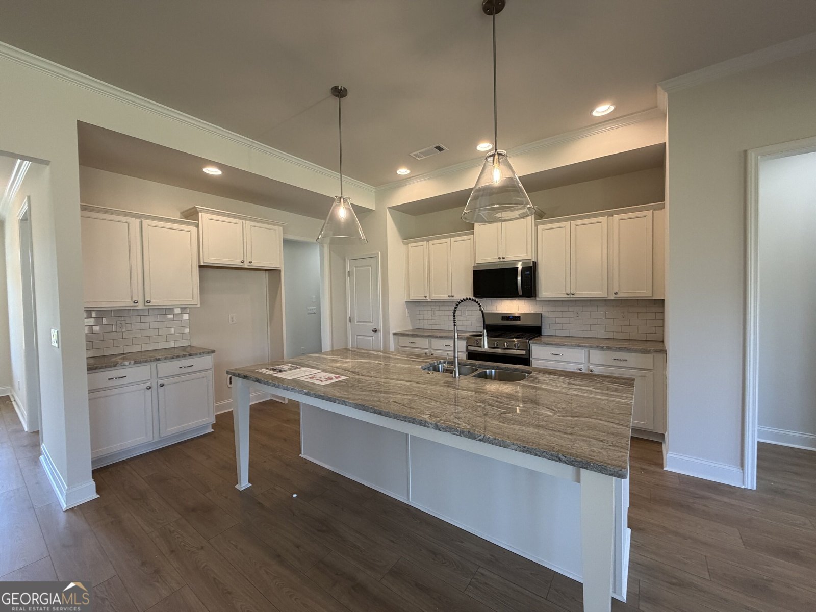 196 Oakdale Road Jefferson - Photo 12
