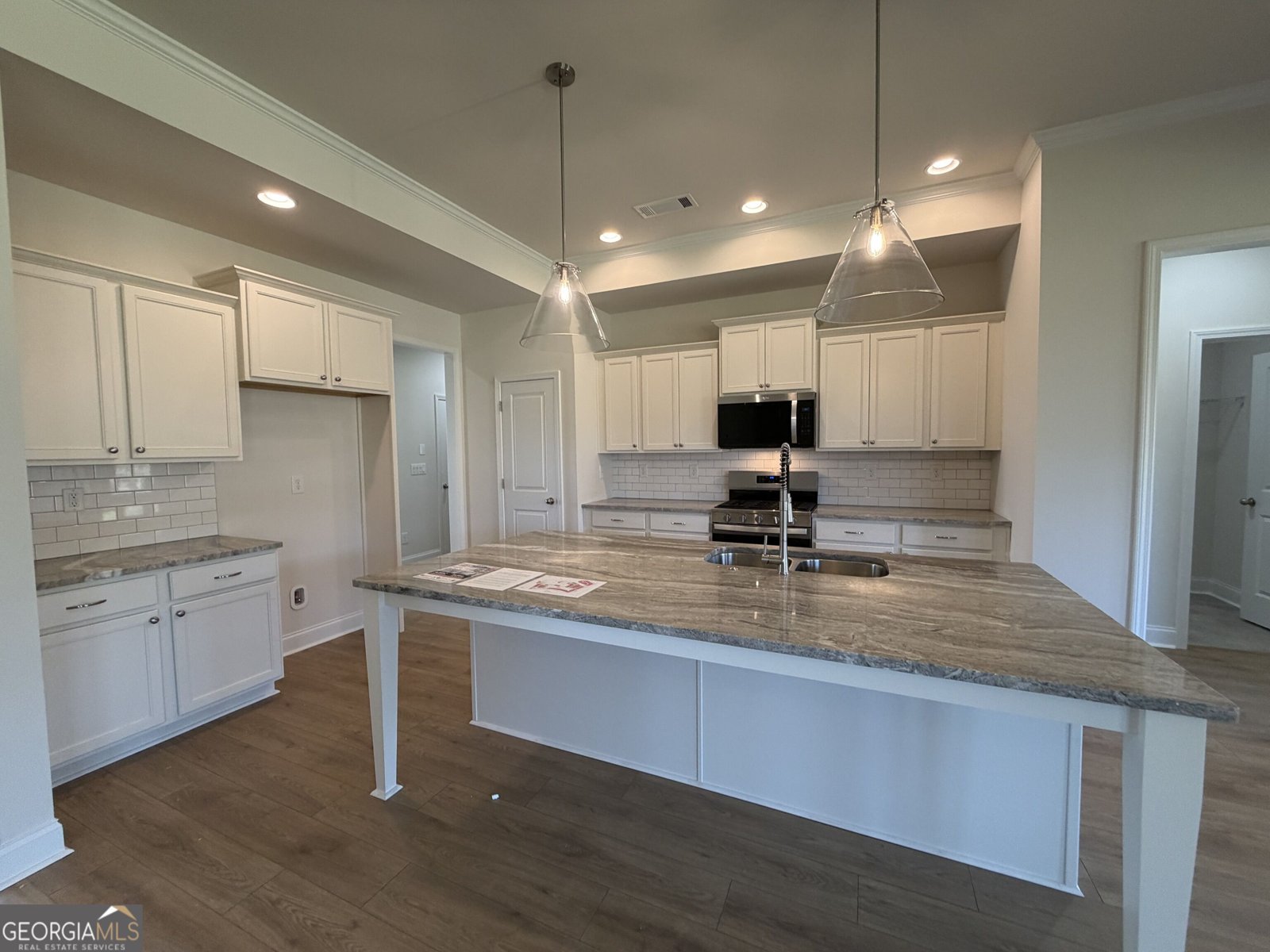 196 Oakdale Road Jefferson - Photo 15