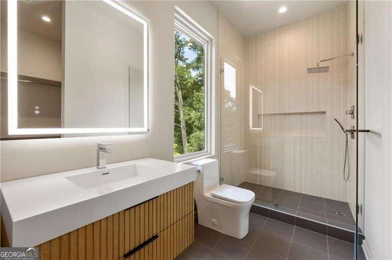 680 Carriage Drive Sandy Springs - Photo 43